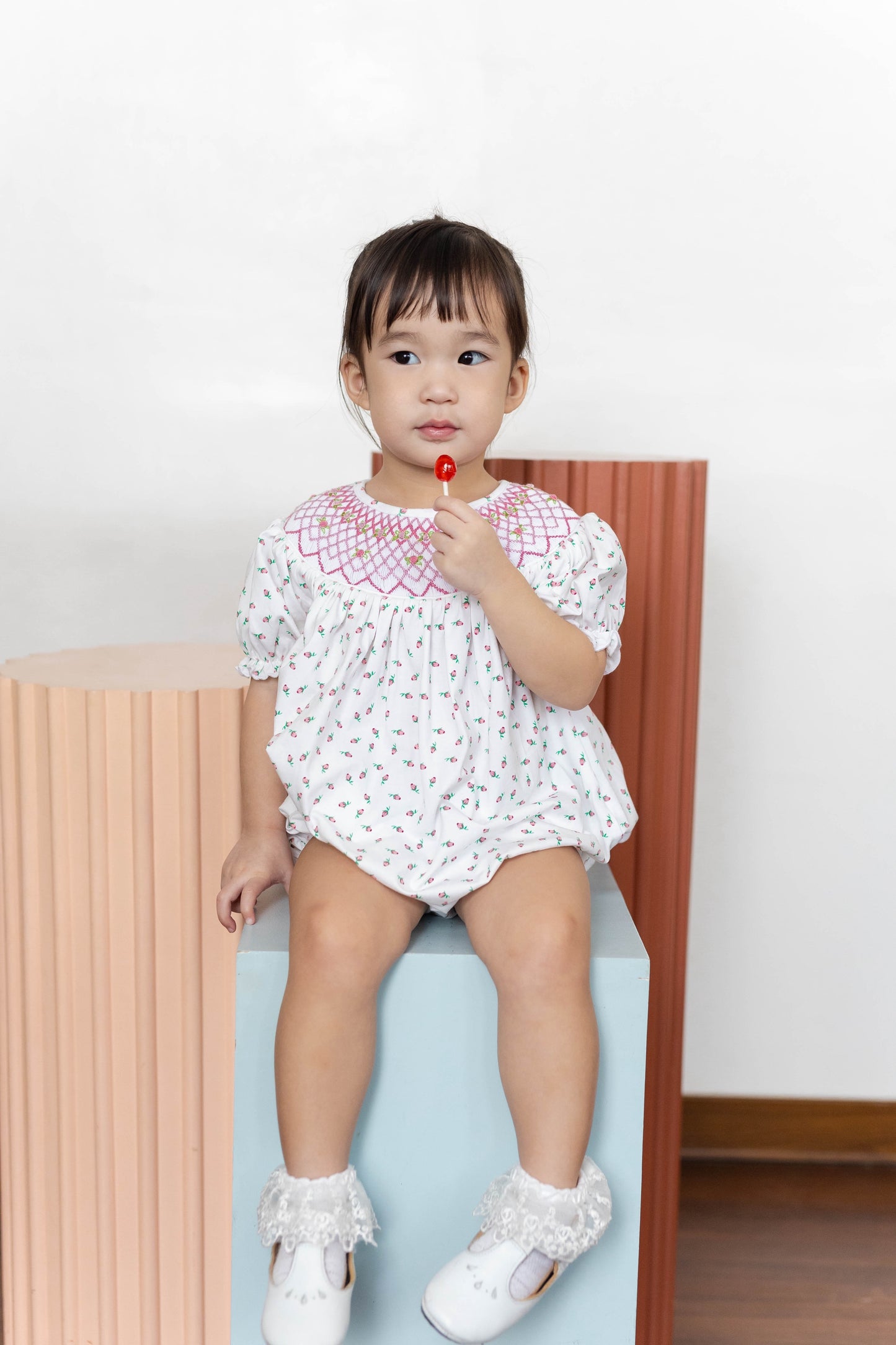 Rosebud Girl Bubble