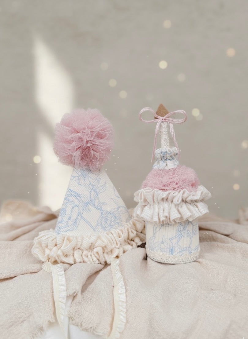 Toile Dreams Mini Celebration Set